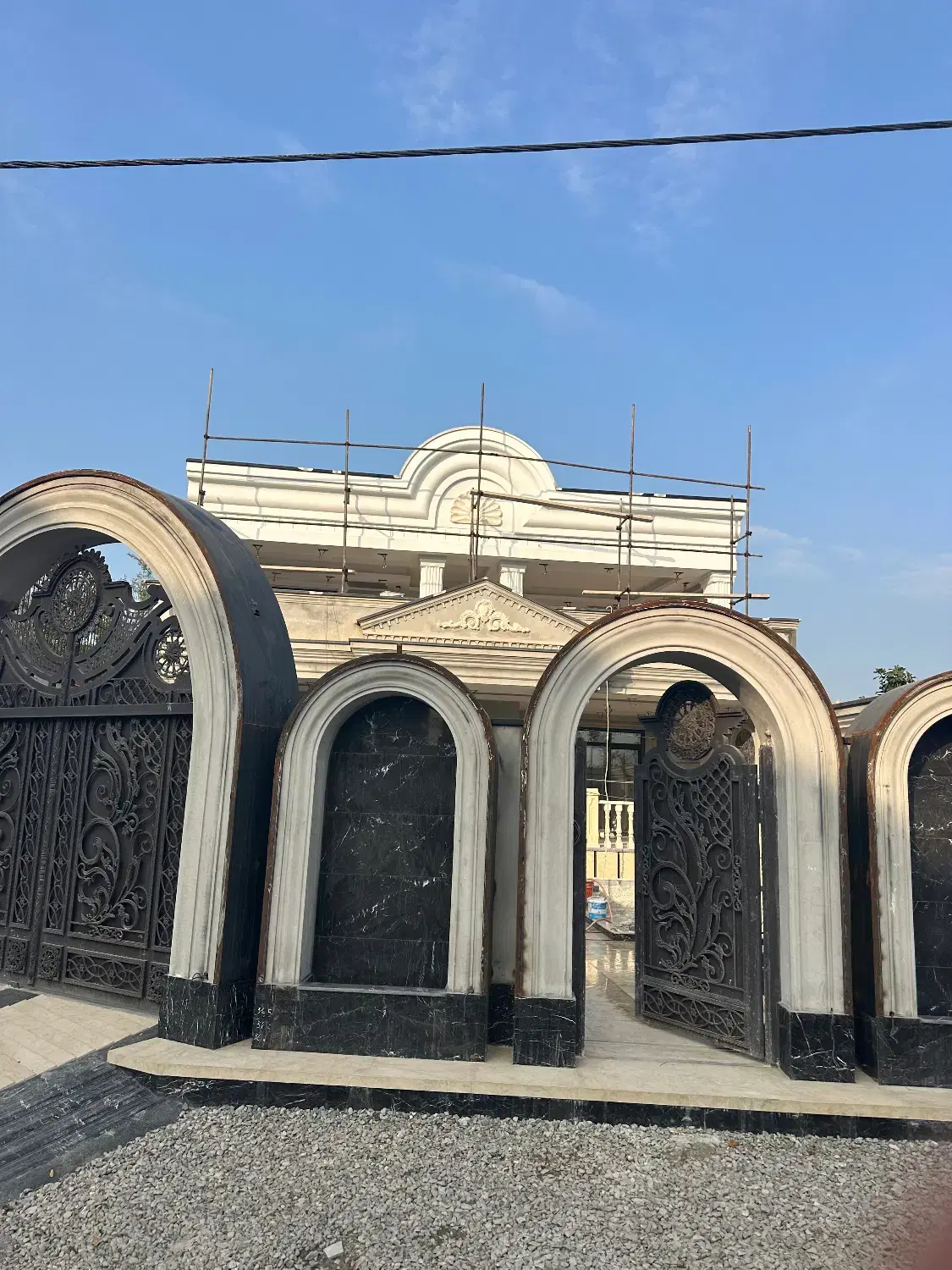 کاخ ویلا استخردار مدرن ۶۰۰ متری جاده بابلسر