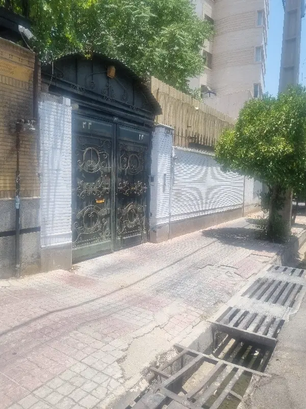 ویلایی دوطبقه ۳۶۵ متری