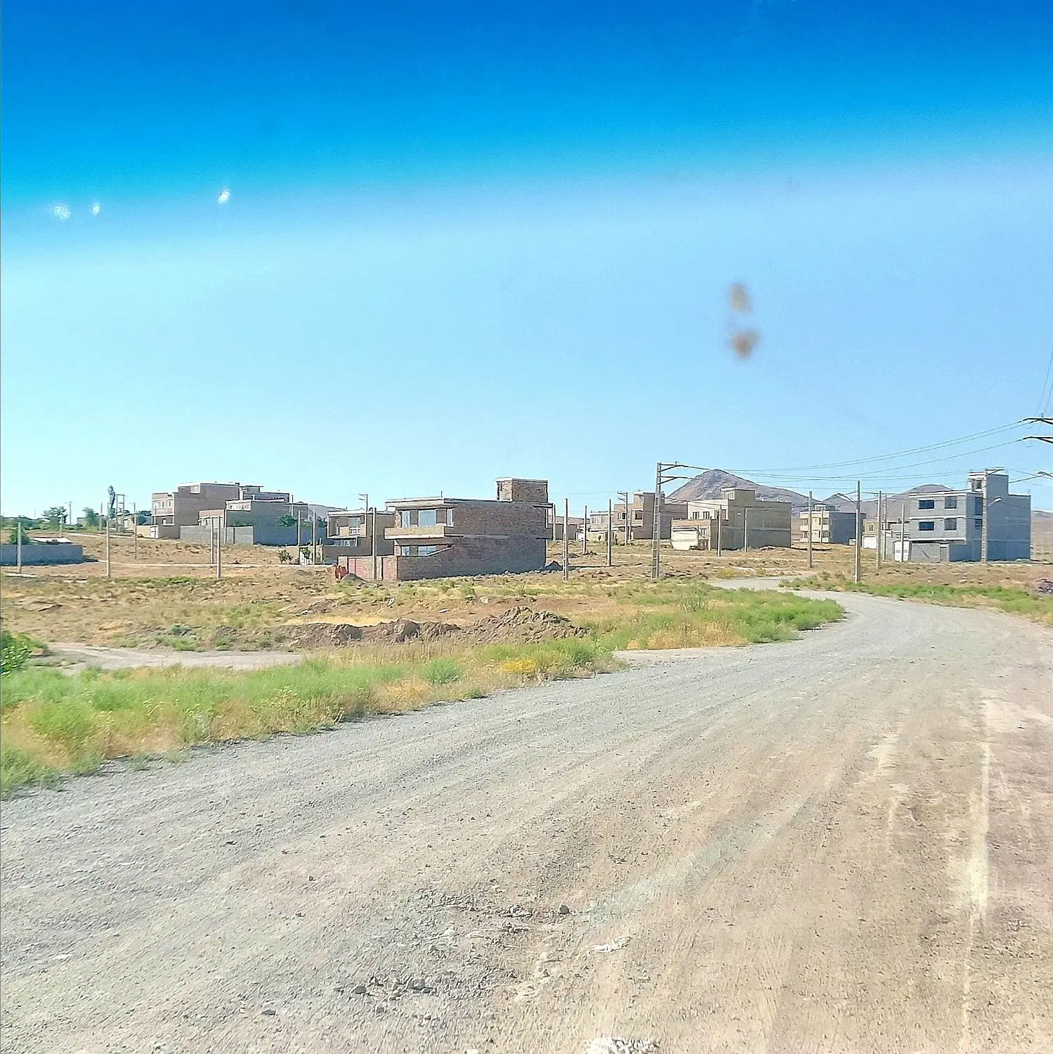 زمین مسکن تکاوران بلوار دریا 200 متر  (دوکله)