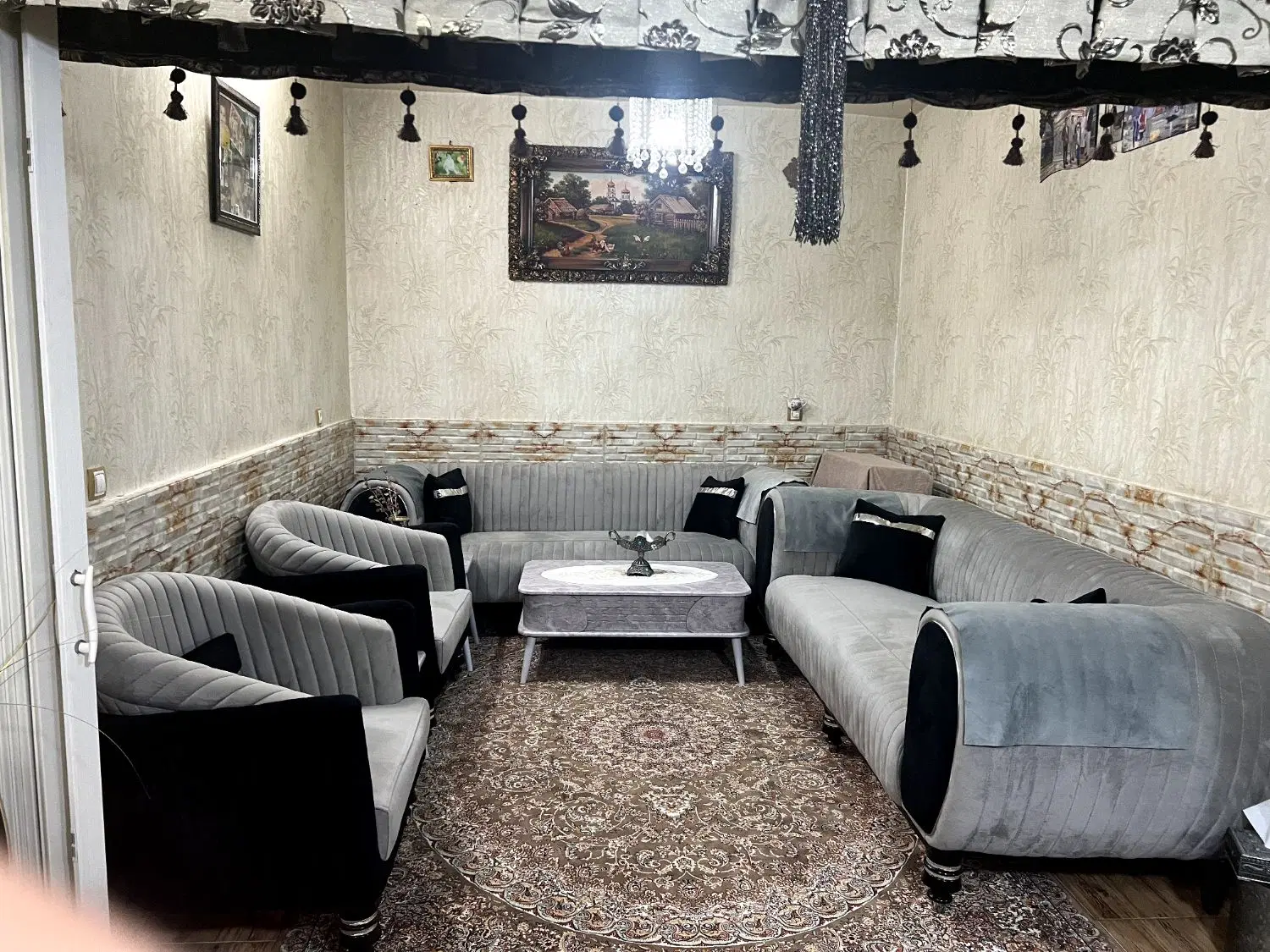 فروش ویلایی سه طبقه مفتح