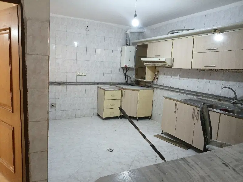 رهن و اجاره ۹۲متردوخواب شهرک ولیعصرخالی است