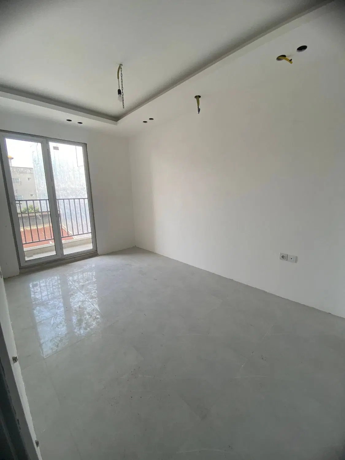 فروش آپارتمان نو ساز در ده متری اول شهدای ۳۲