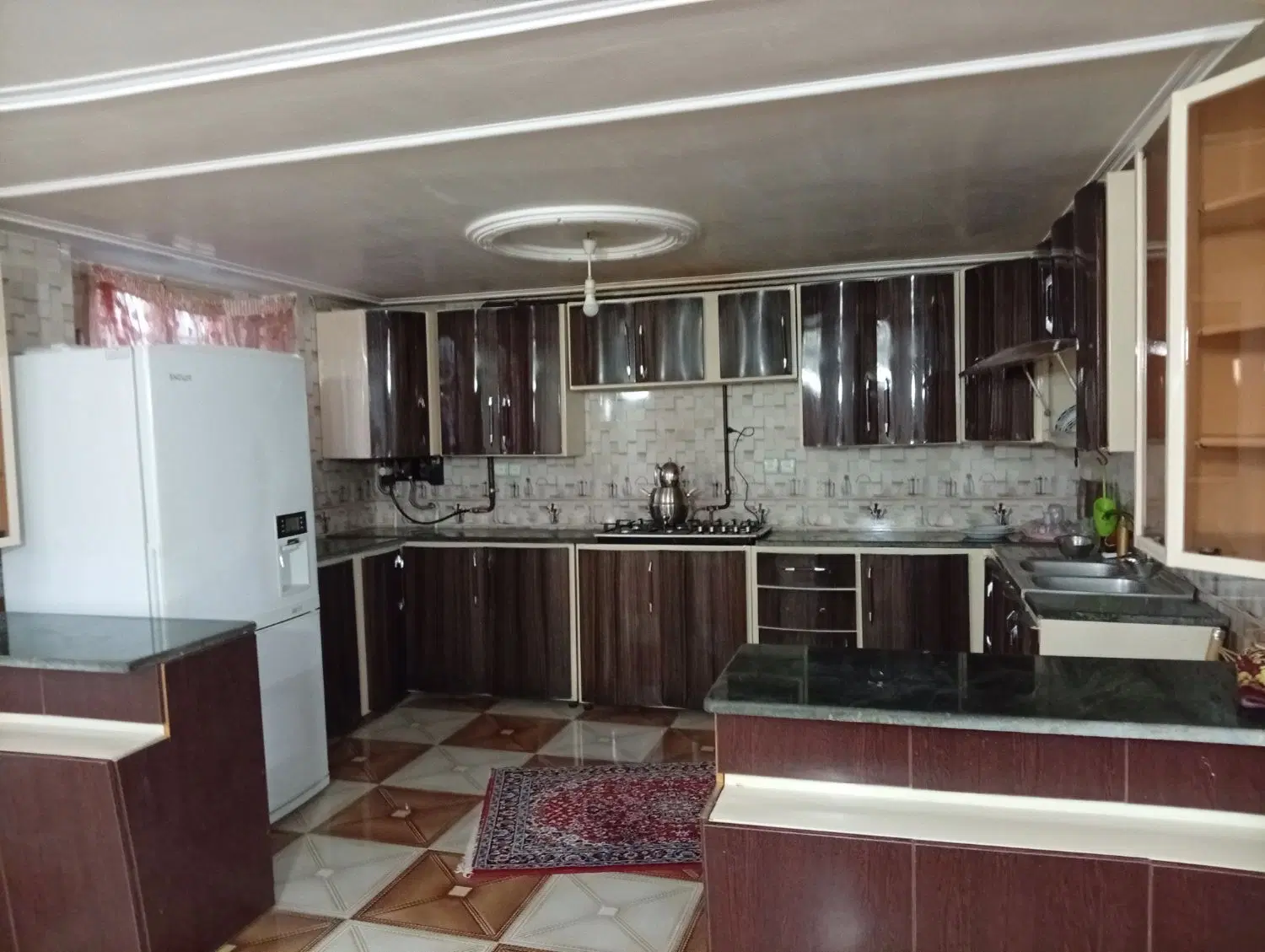سوئیت اجاره ای