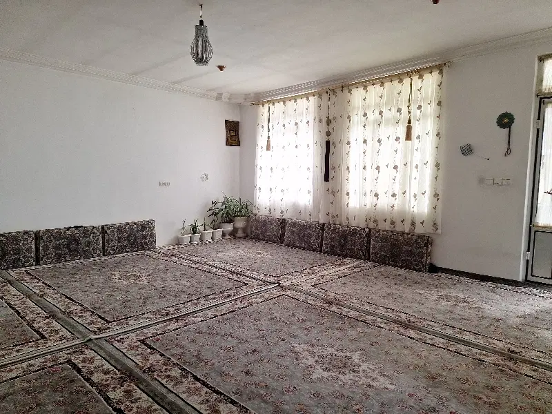خانه فروشی ویلایی سه نبش