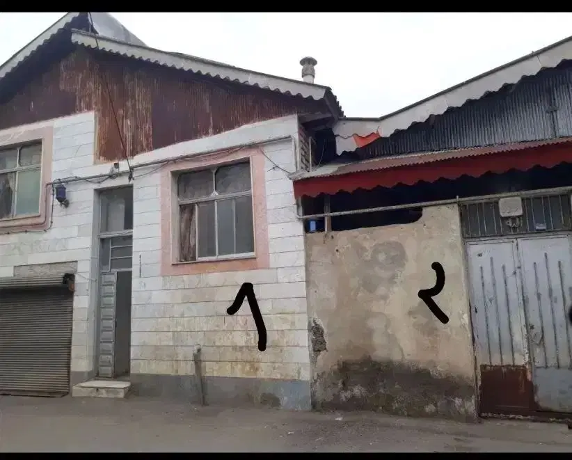 یک دستگاه خانه دوبلکسی دو واحد ی