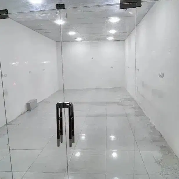 مغازه در پاساژ پردیس