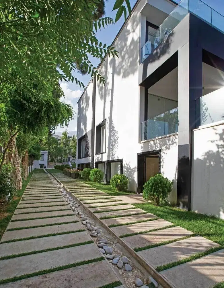 اجاره دفتر یا شرکت در تاپ لوکیشن