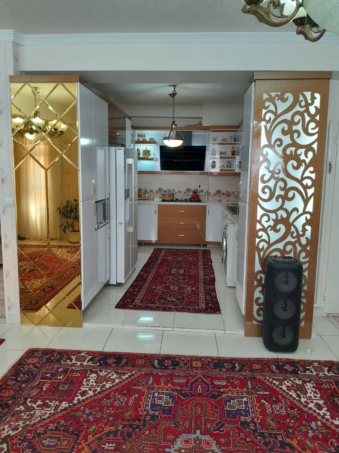 آپارتمان  تک واحده  لوکس  ۸۹ متر