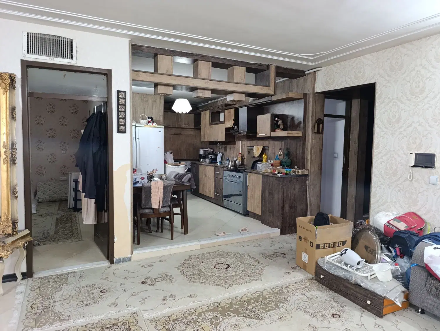 رهن آپارتمان ۹۰ متری حاشیه دانش آموز