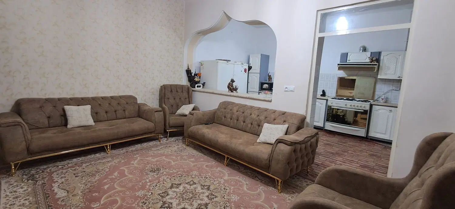 فروش منزل مسکونی خیابان حافظ