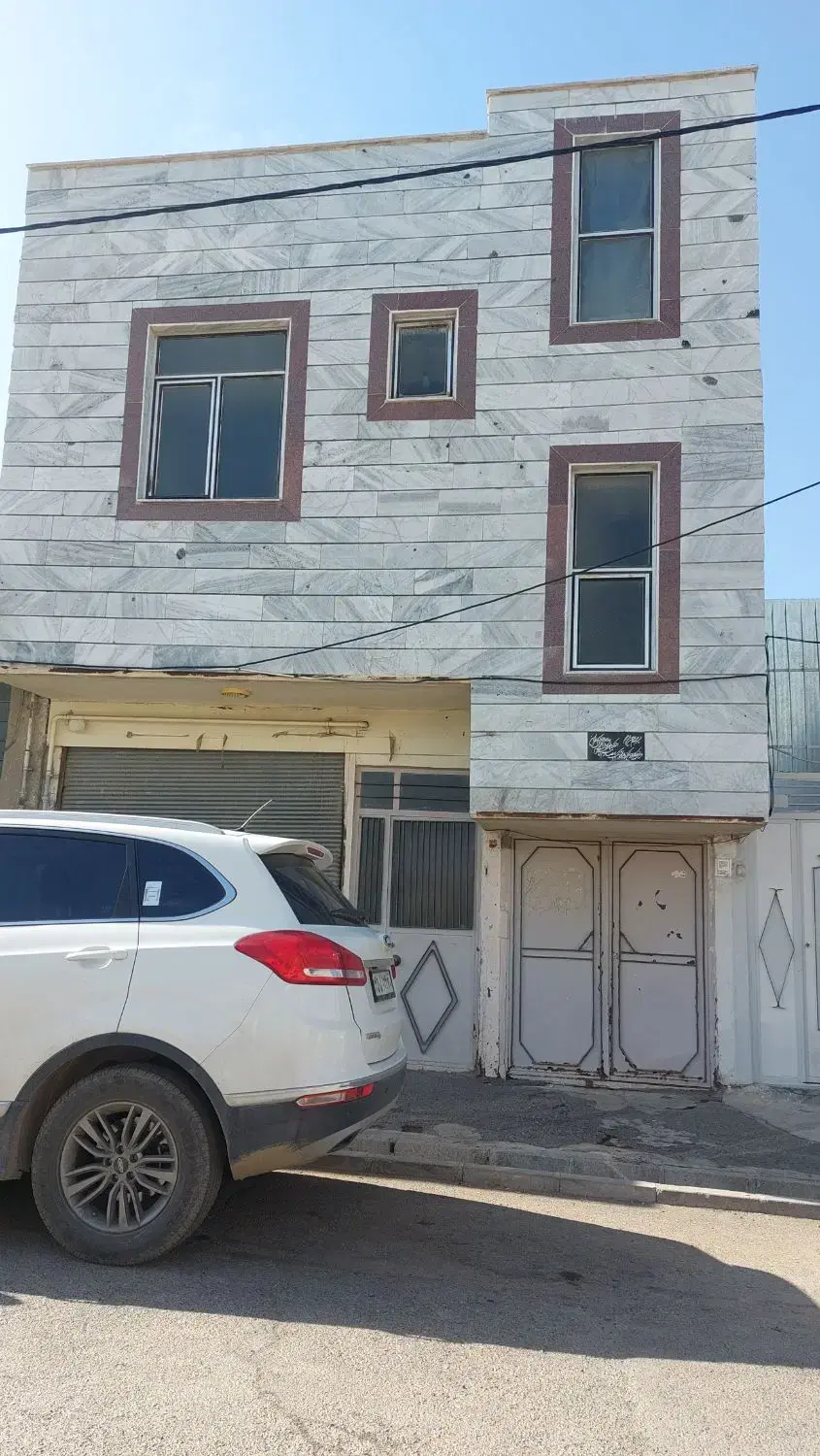 خانه درمانگاه دوطبقه