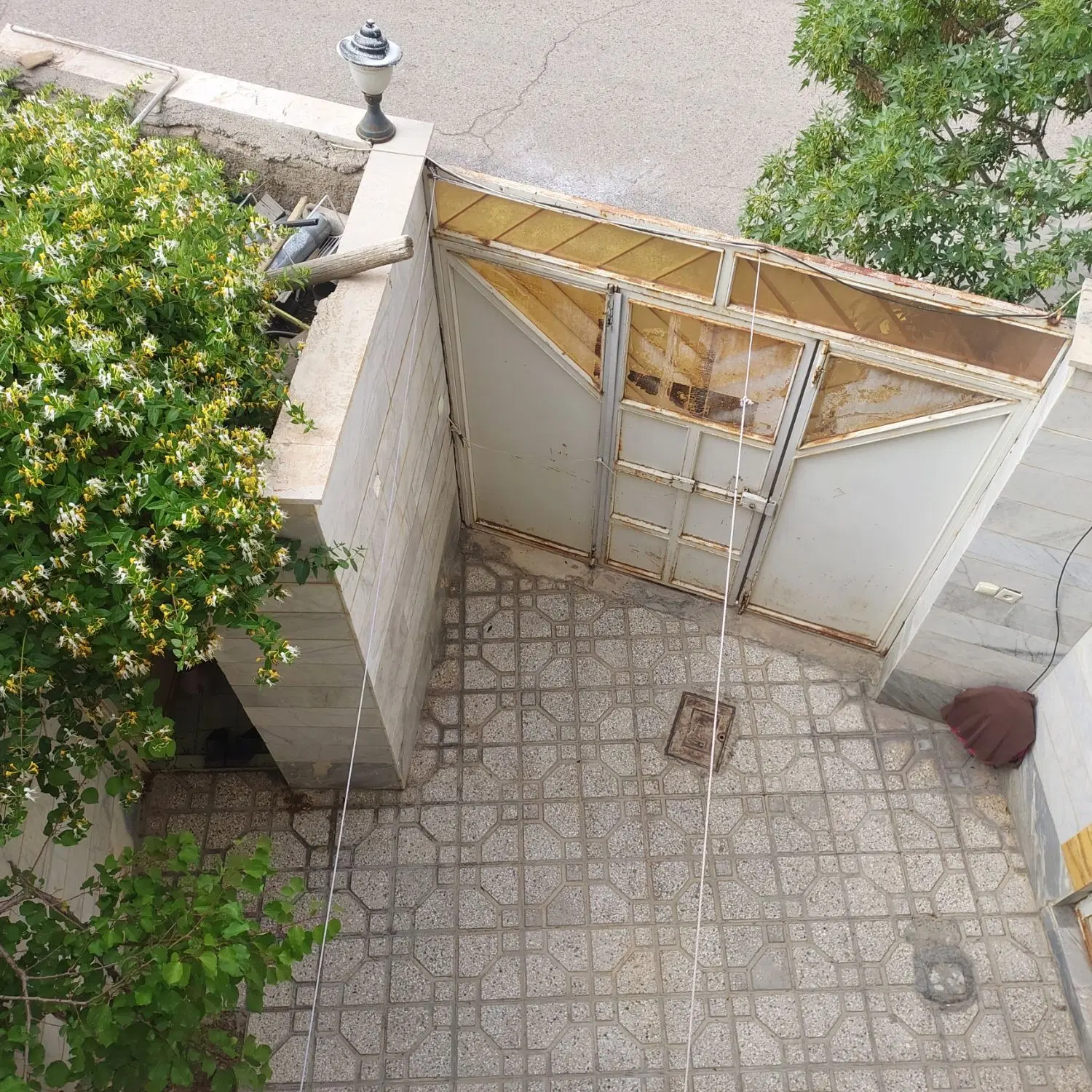 واحد همکف مستقل حیاط دار