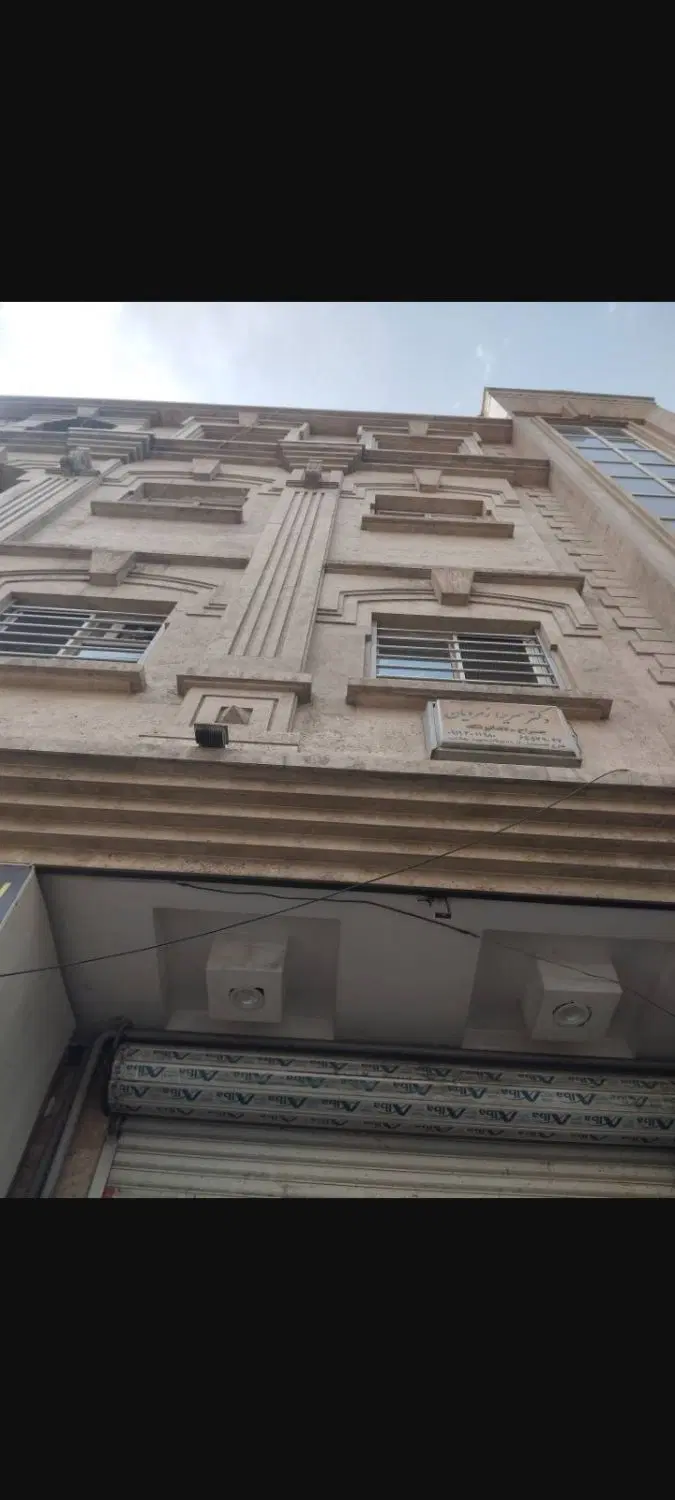 ۴۰متری باپارکینگ اختصاصی عروسک