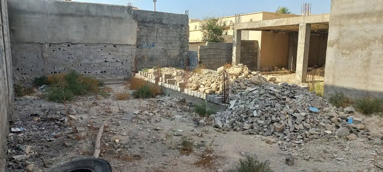 زمین تنگک سوم