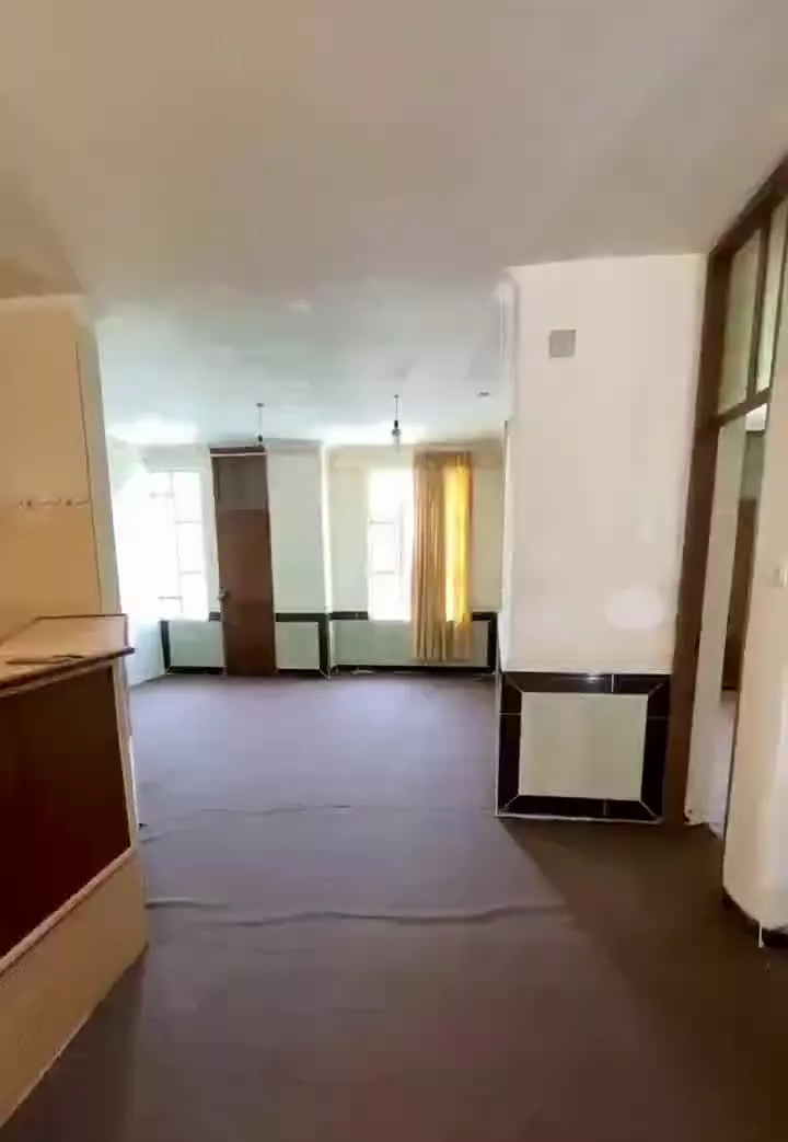 خانه ۱۰۰ متری در استانداری
