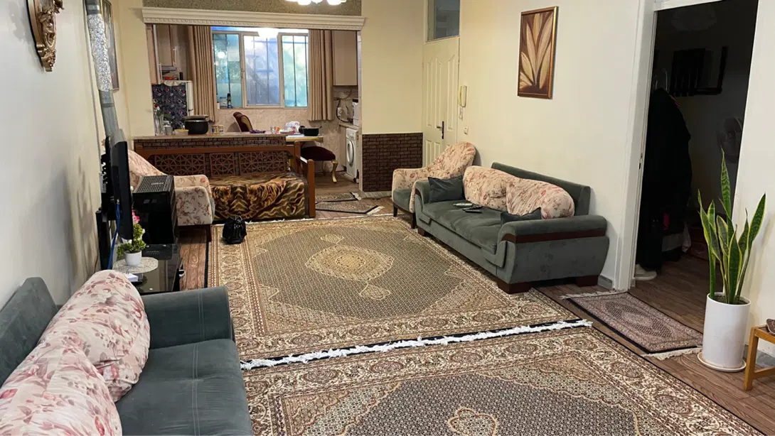 طبقه همکف خانه ویلایی در گلستان یکم مهرشهر