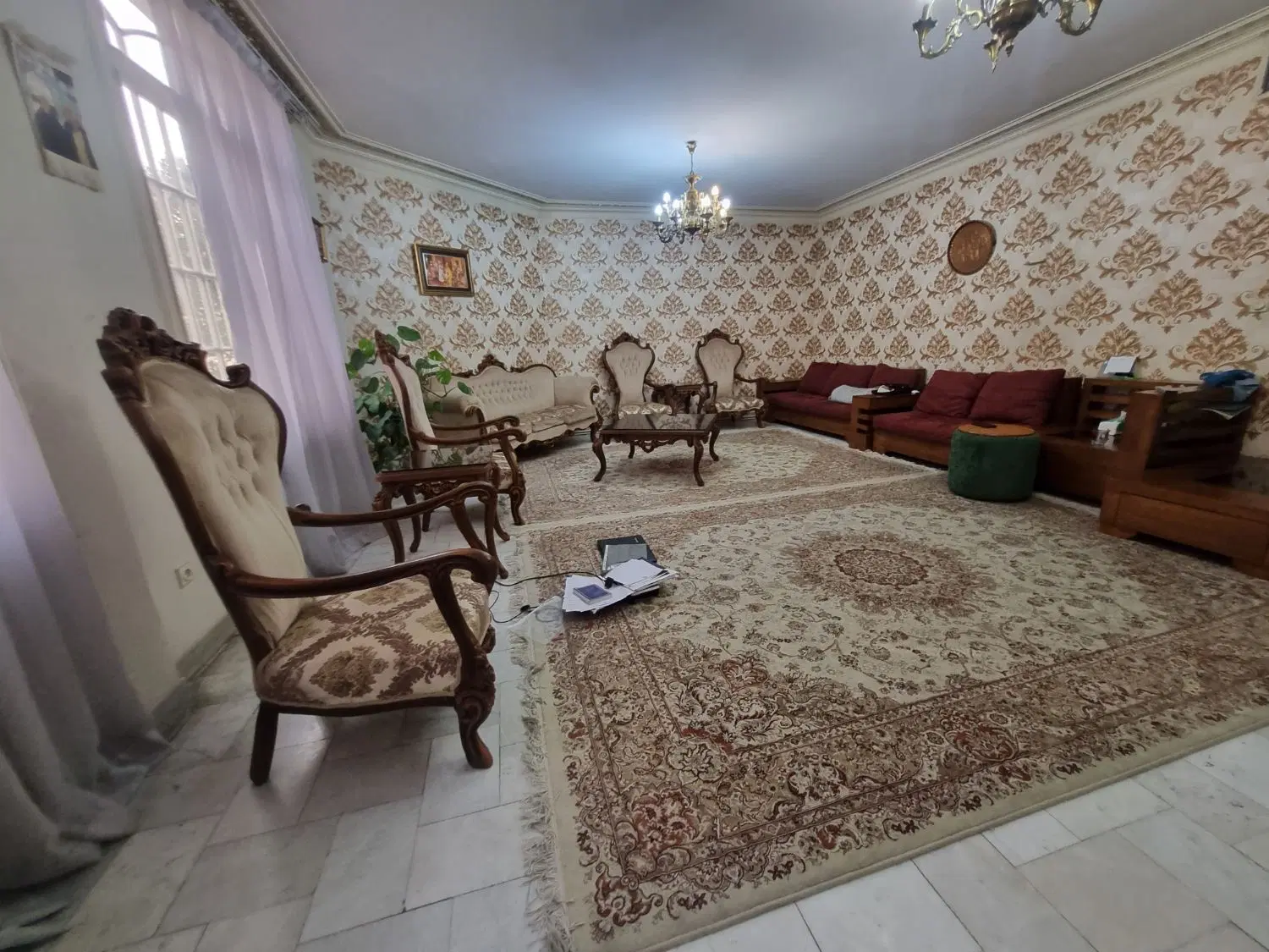 ۱۳۰ متر خوش نقشه و دلباز * مناسب زوج و خانواده