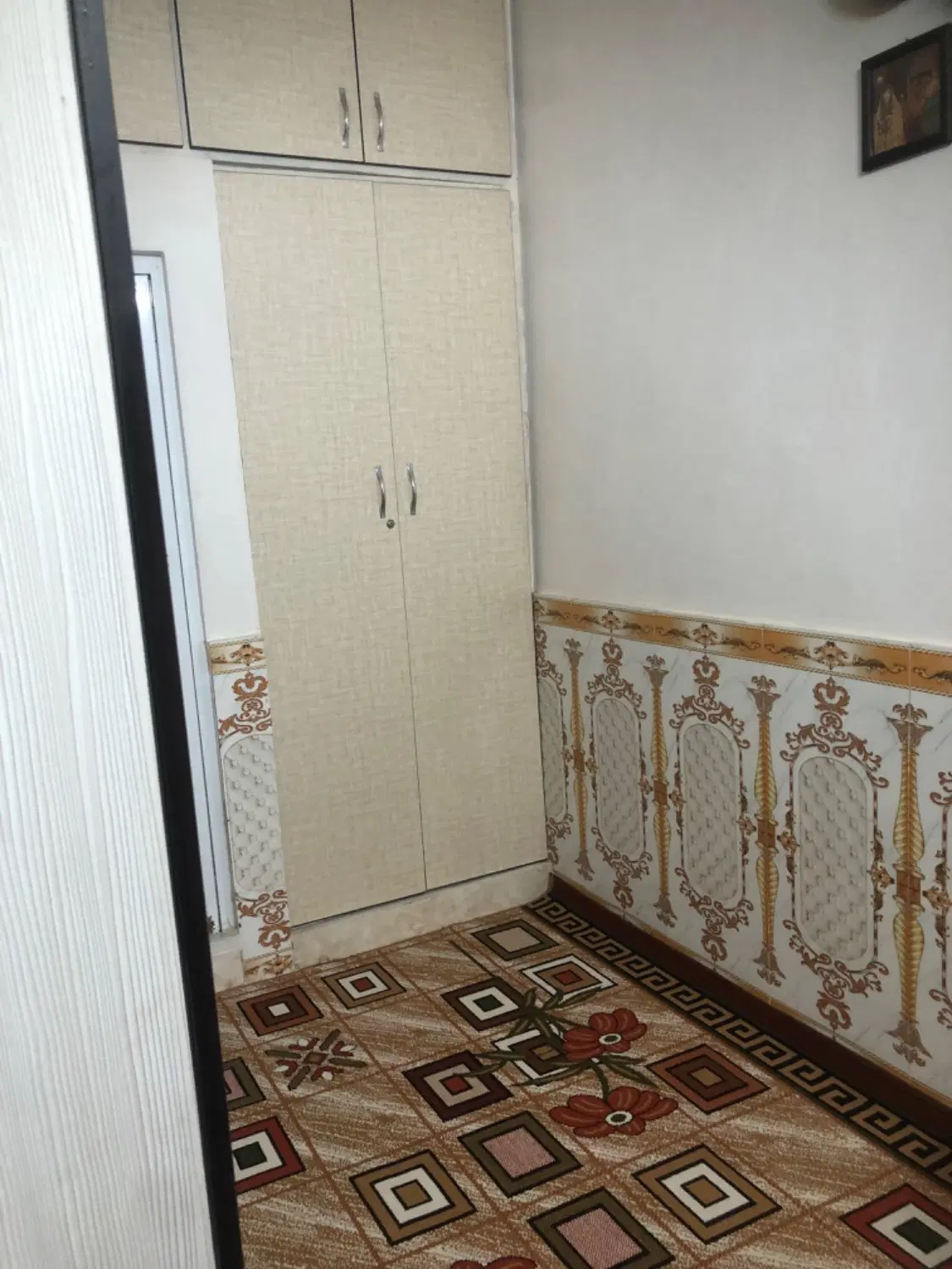 خانه ۳ طبقه ۲ واحد مسکونی