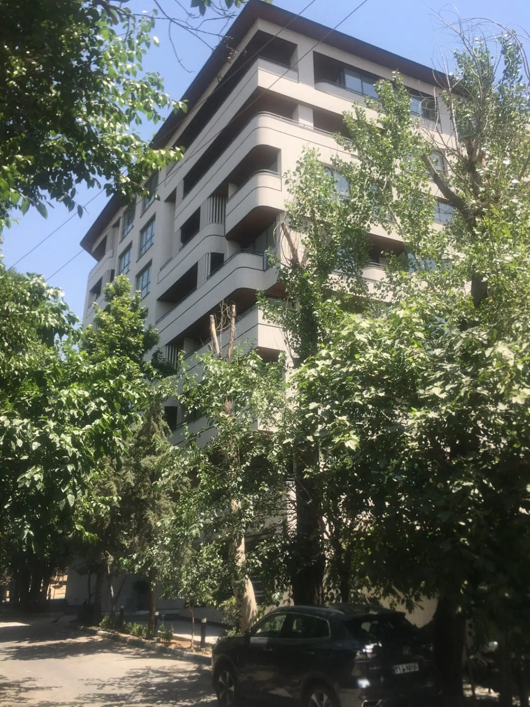 ۱۲۰ متر ۳ خواب نوساز غرق نور یوسف آباد