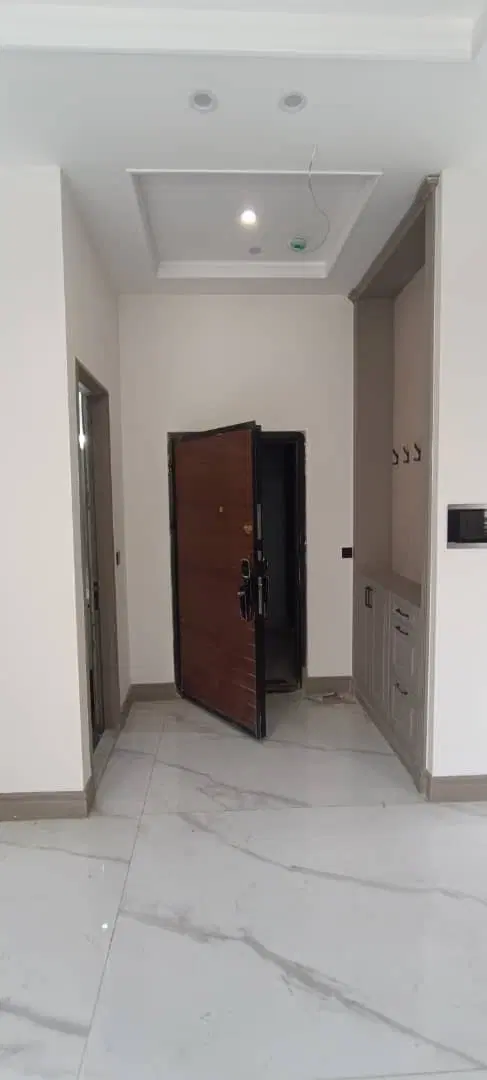 اپارتمان 200متری