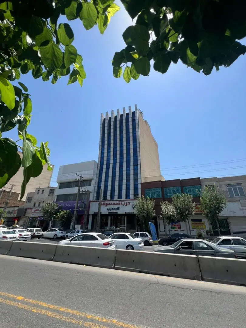 ۱۸۰مترتجاری زیرقیمت