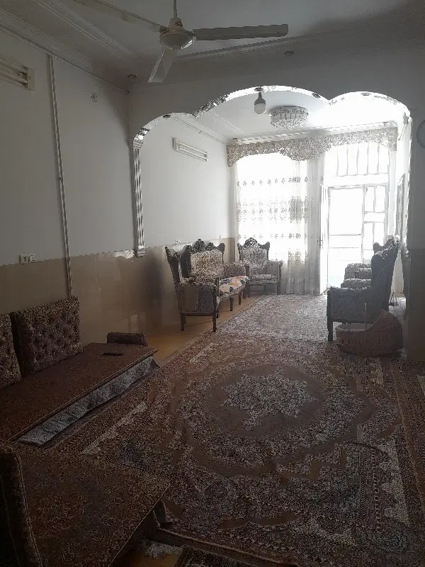 منزل نیم طبقه کامل