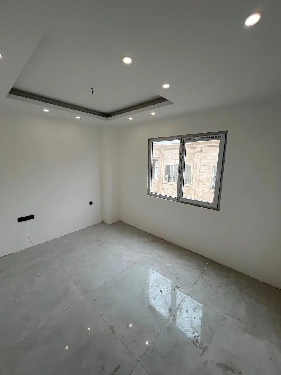 فروش آپارتمان وام دار۹۵۰ت