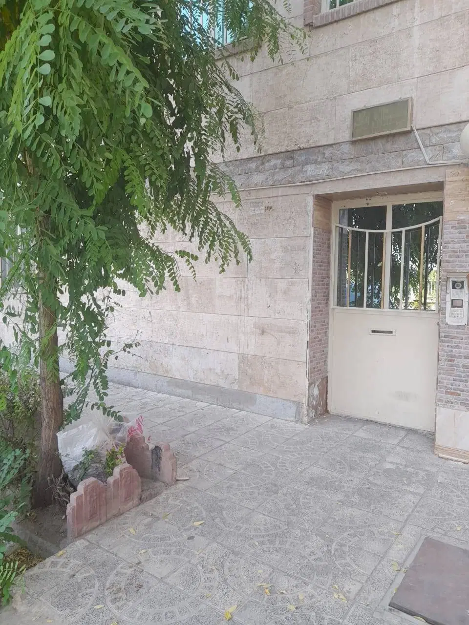 آپارتمان 94 متری
