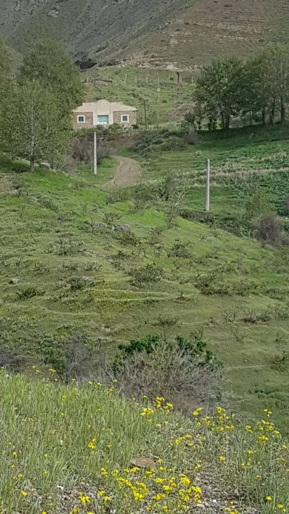 تهاتر زمین با بنز کپل مدل ۹۳ به بالا مشکی