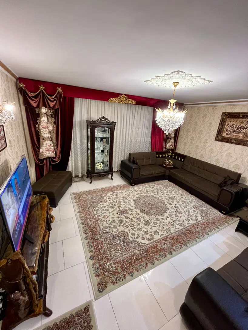 ۷۳ متر خیابان بهار