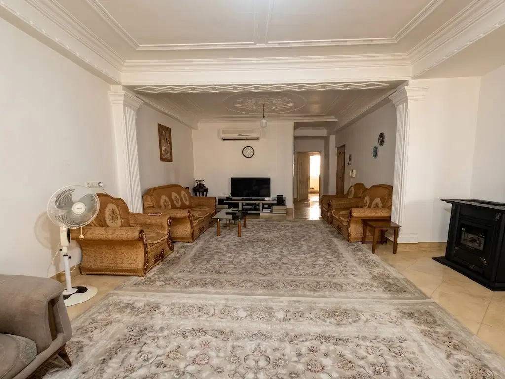 آپارتمان 135 متری _ شخصی ساز _ 2 خواب