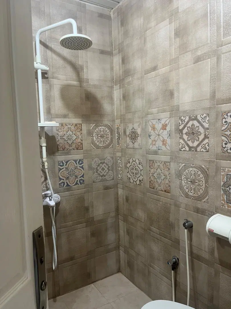 ۱۰۷متری خیابان اصفهان پارکینگ سندی