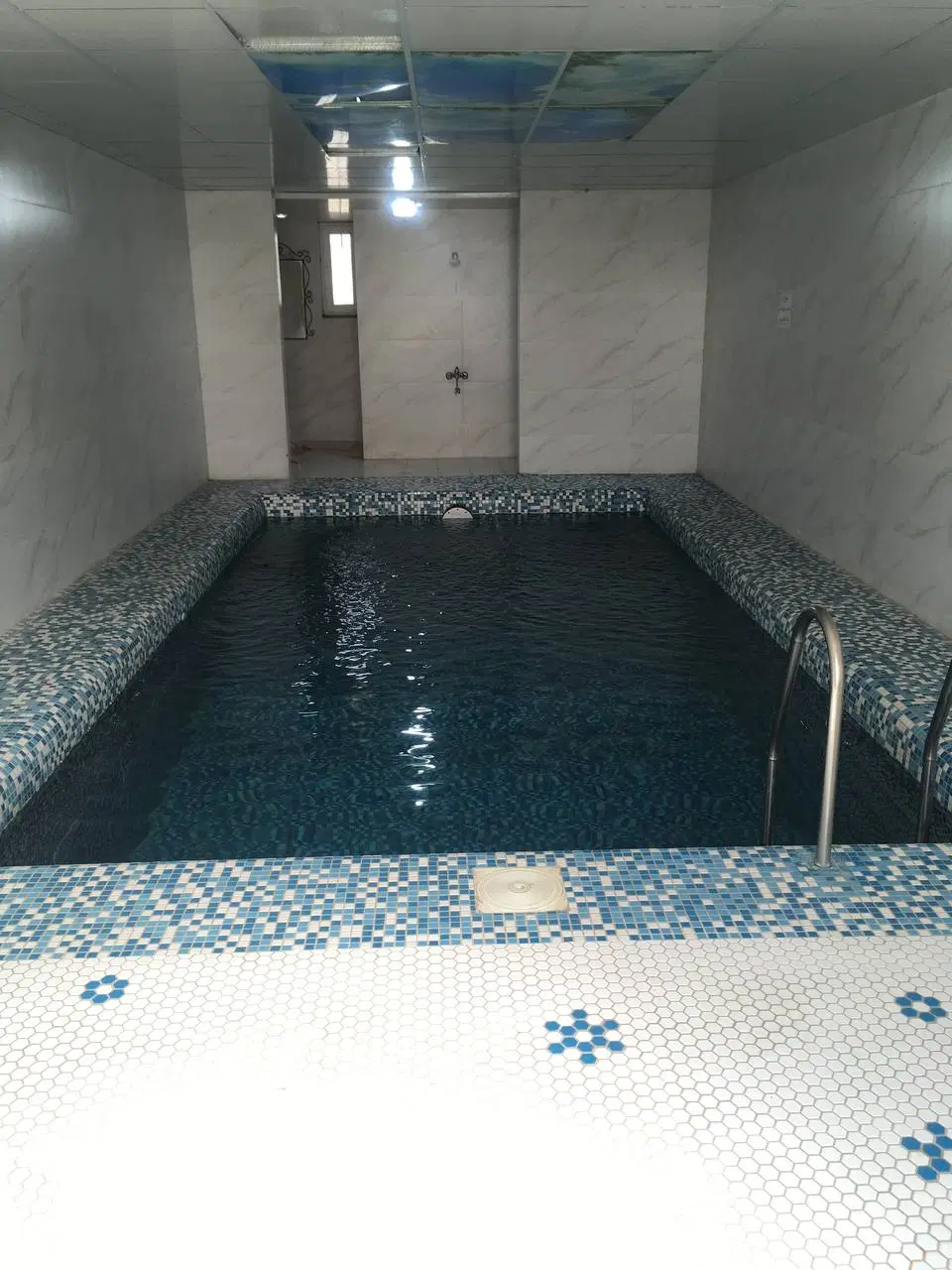 اجاره باغ ویلا استخر دار