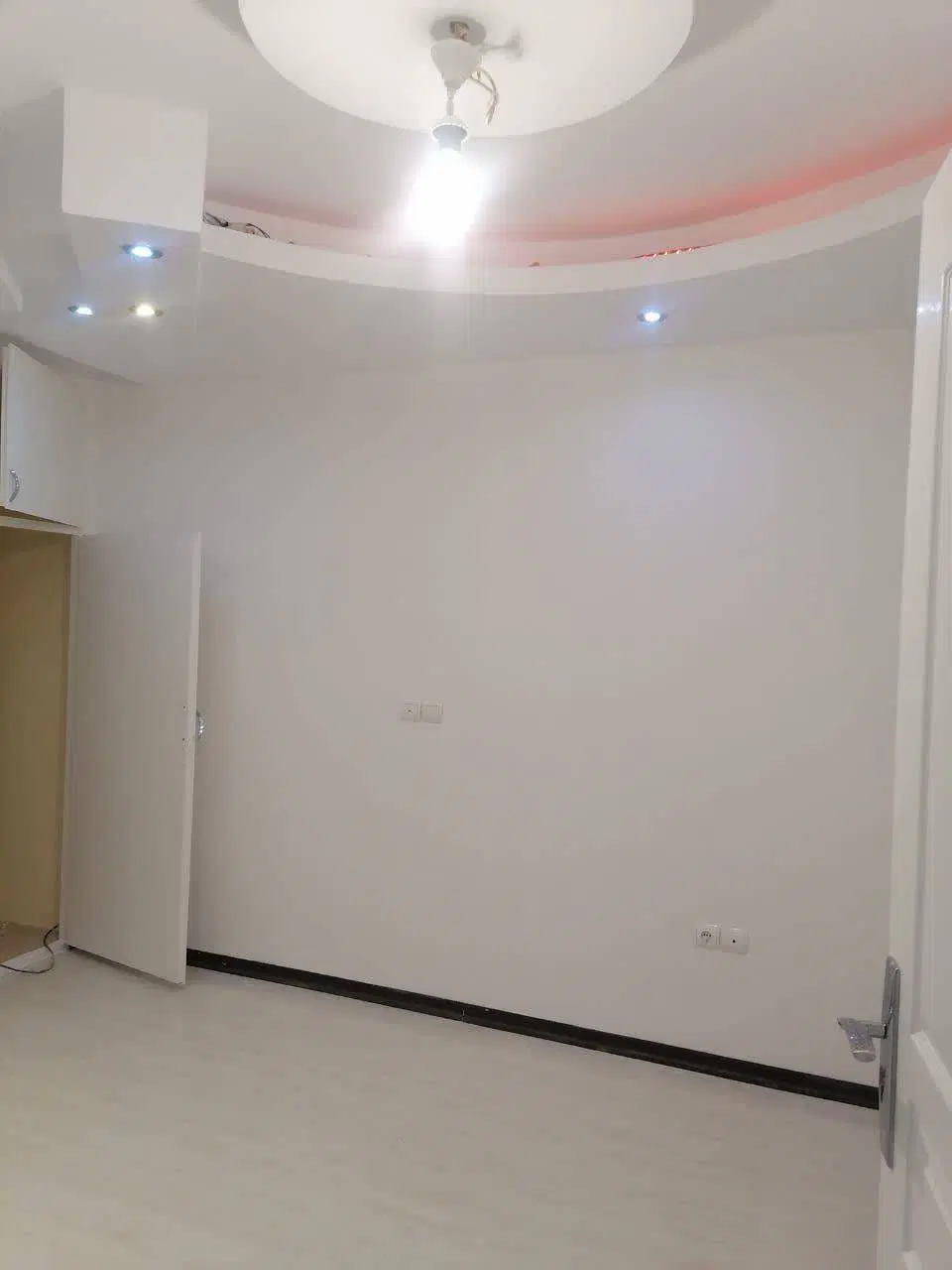 آپارتمان ۱۴۳ متری فاز یک گوهردشت