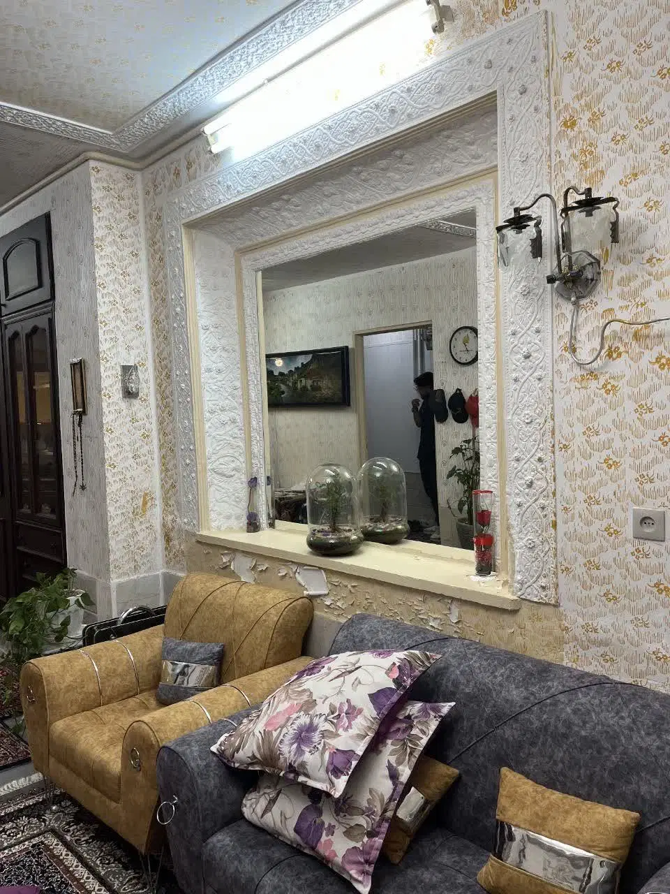 خانه بر خیابان ۱۰متری