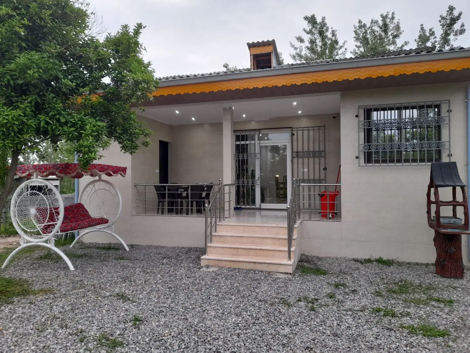 ۳۰۰ متر زمین برای خانه باغ