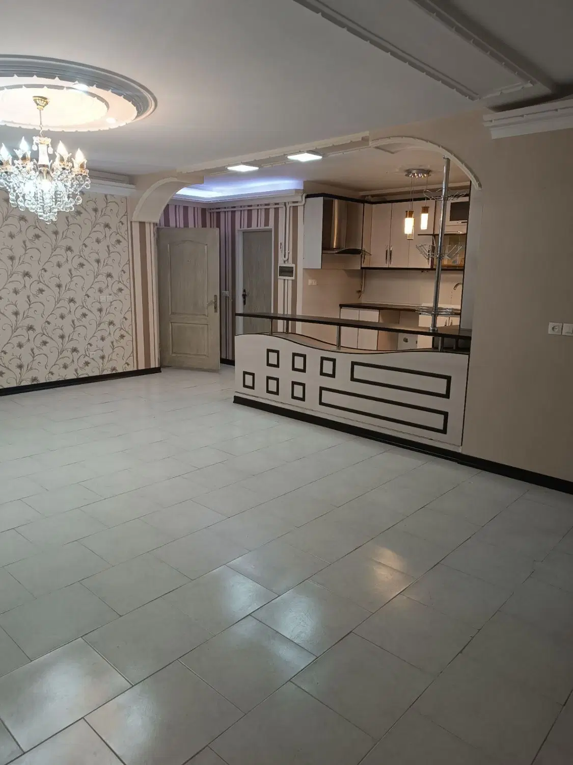 رهن آپارتمان ۸۷ متری