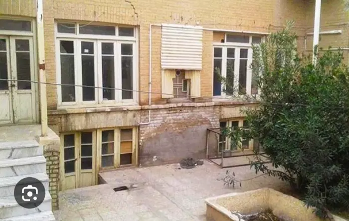 ۱۵۵ متر کلنگی، جمهوری نوفلاح، لوکیشن خوب