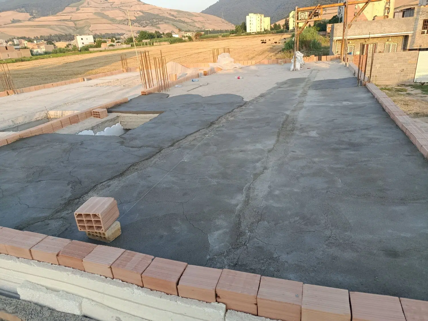 زمین خ فارسیان 21