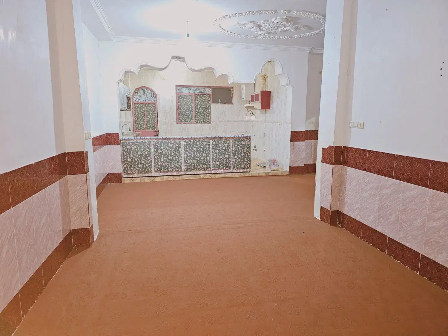 خانه ویلایی وسط شهر خیابان فلاحی