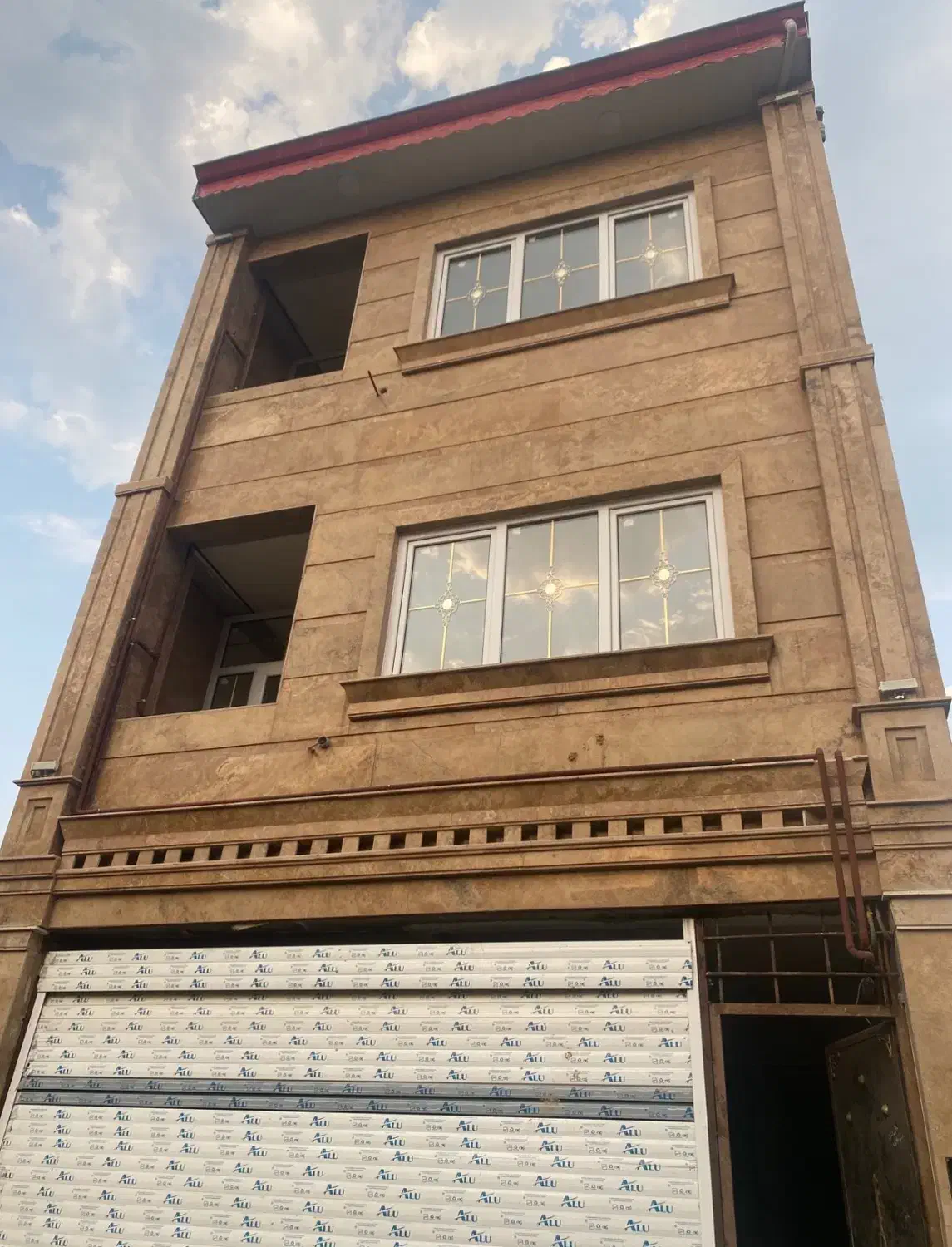 آپارتمان ۸۴ متری