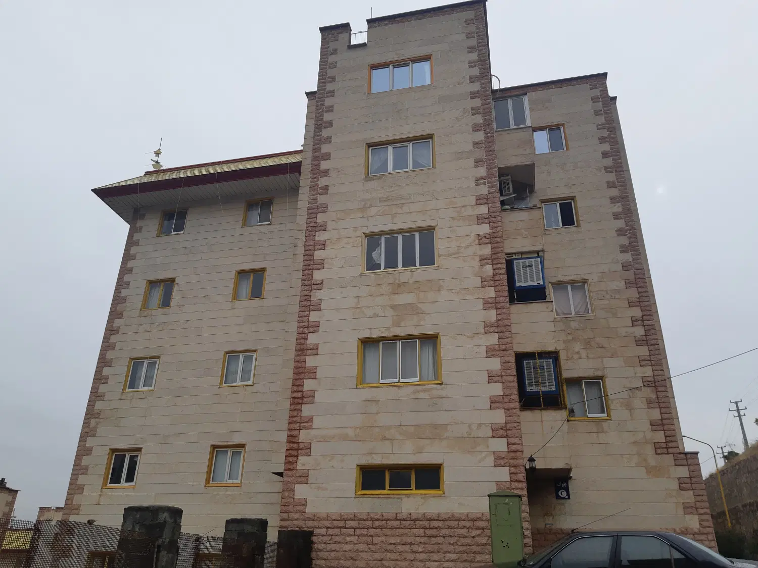 آپارتمان۲خوابه آبیدر