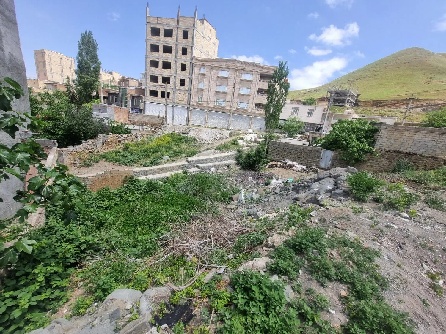 زمین تجاری مسکونی تک برگ سند