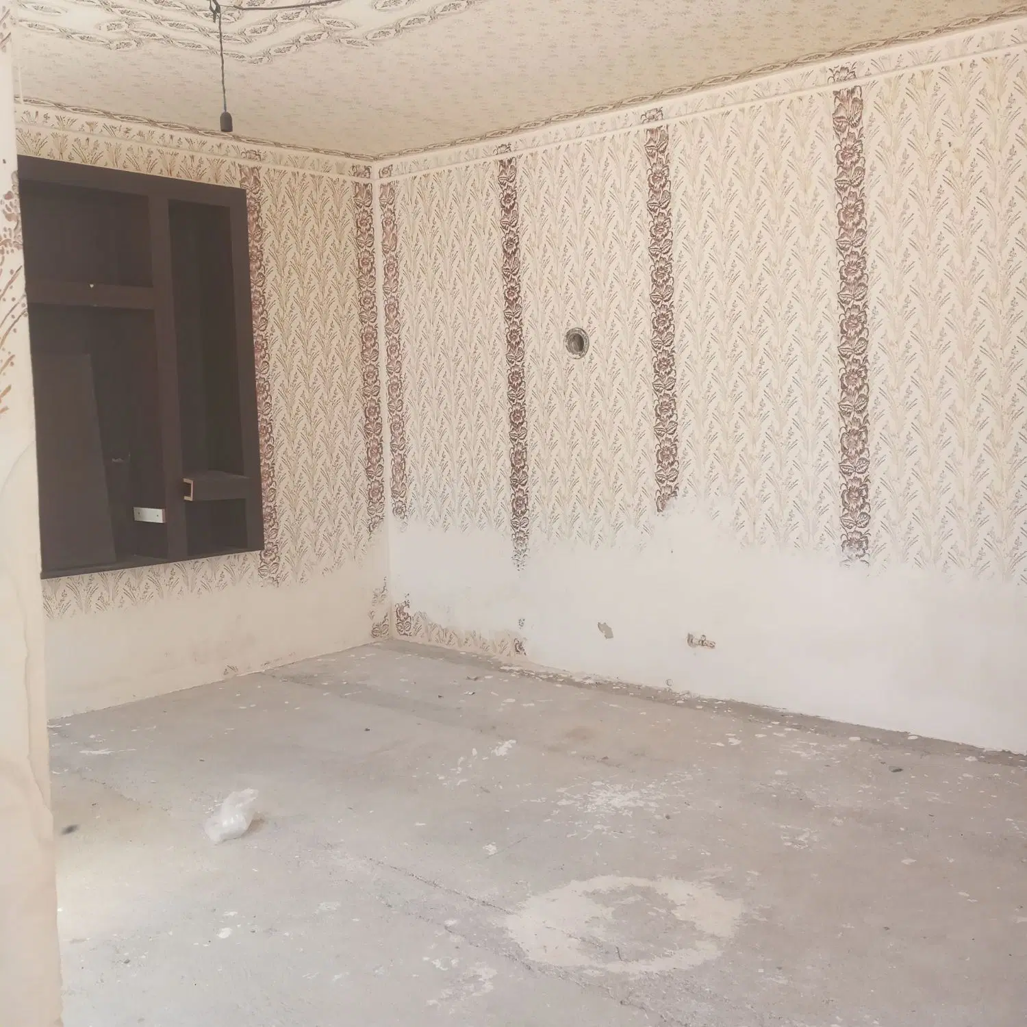 خانه کلنگی بهشت زهرا