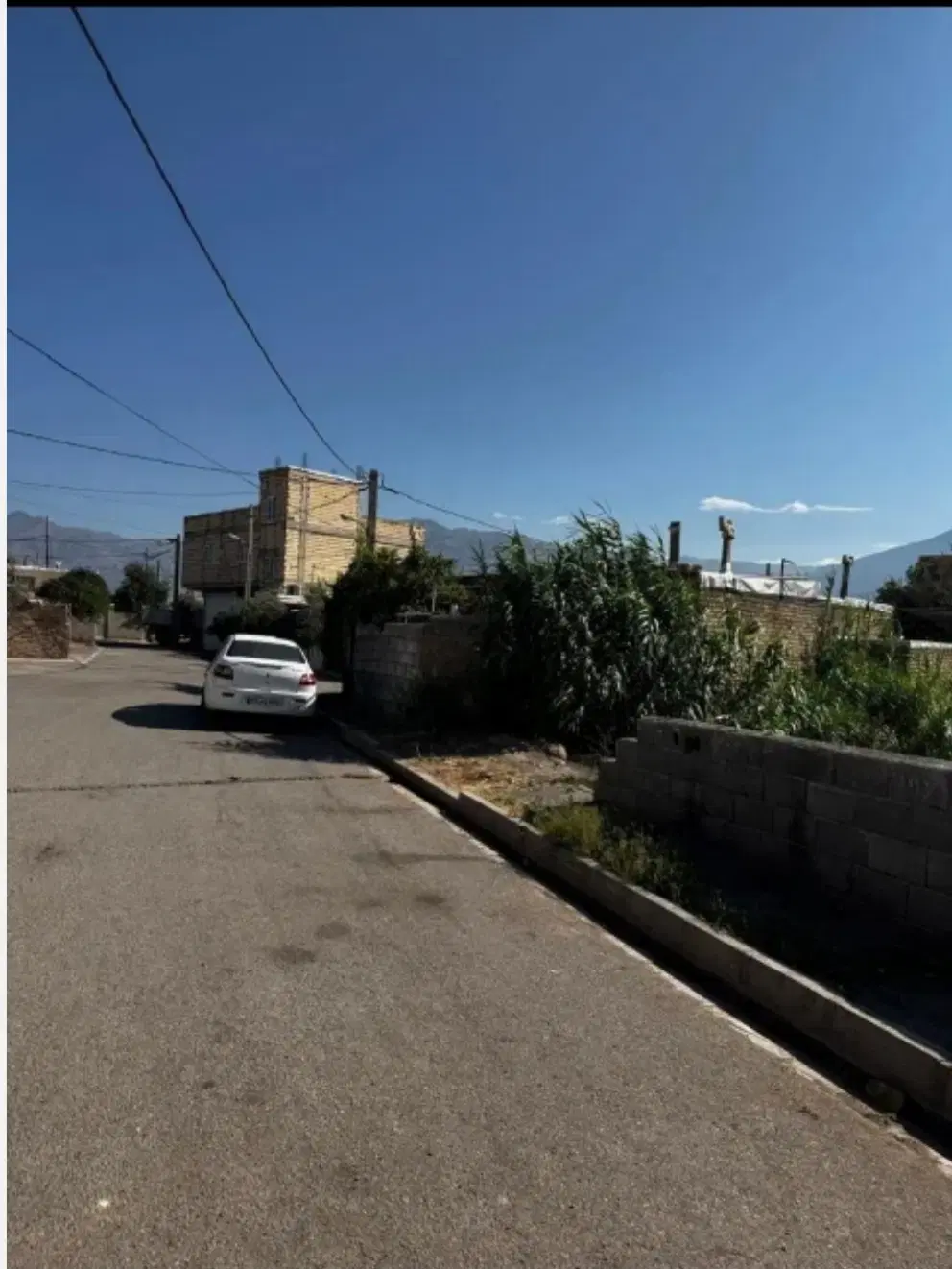 فروش زمین به متراژ ۱۲۰۰ متر با مجوز ساخت