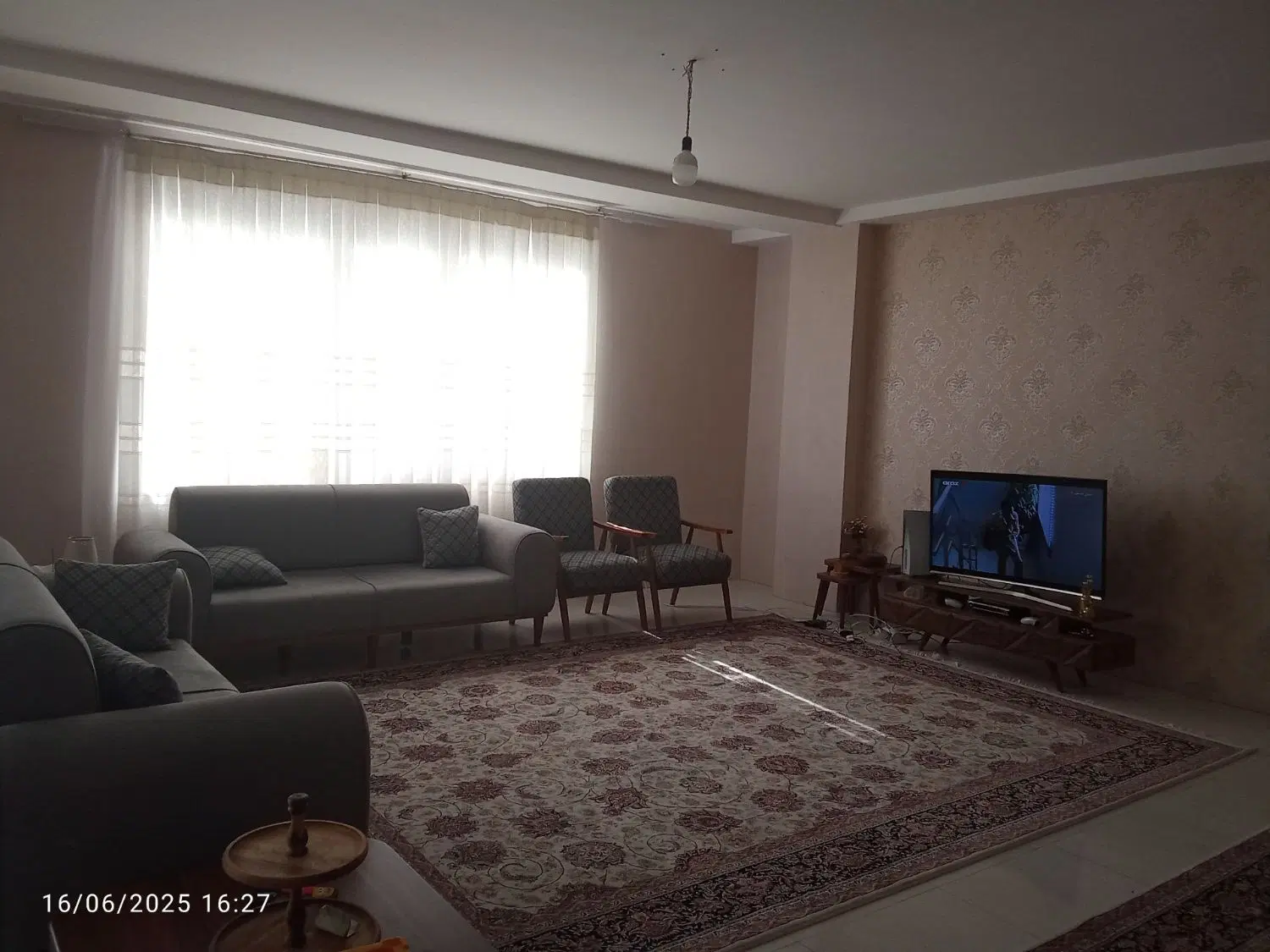 کرایه تک واحدی ۱۷۵ متر سه خواب فرهنگیان فاز۲