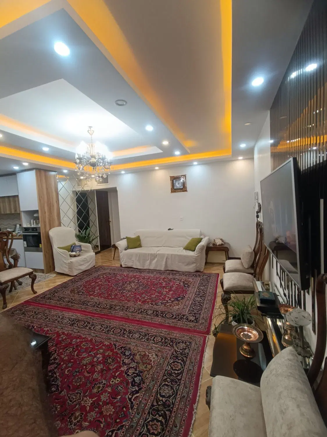 ۸۳ متر بازسازی