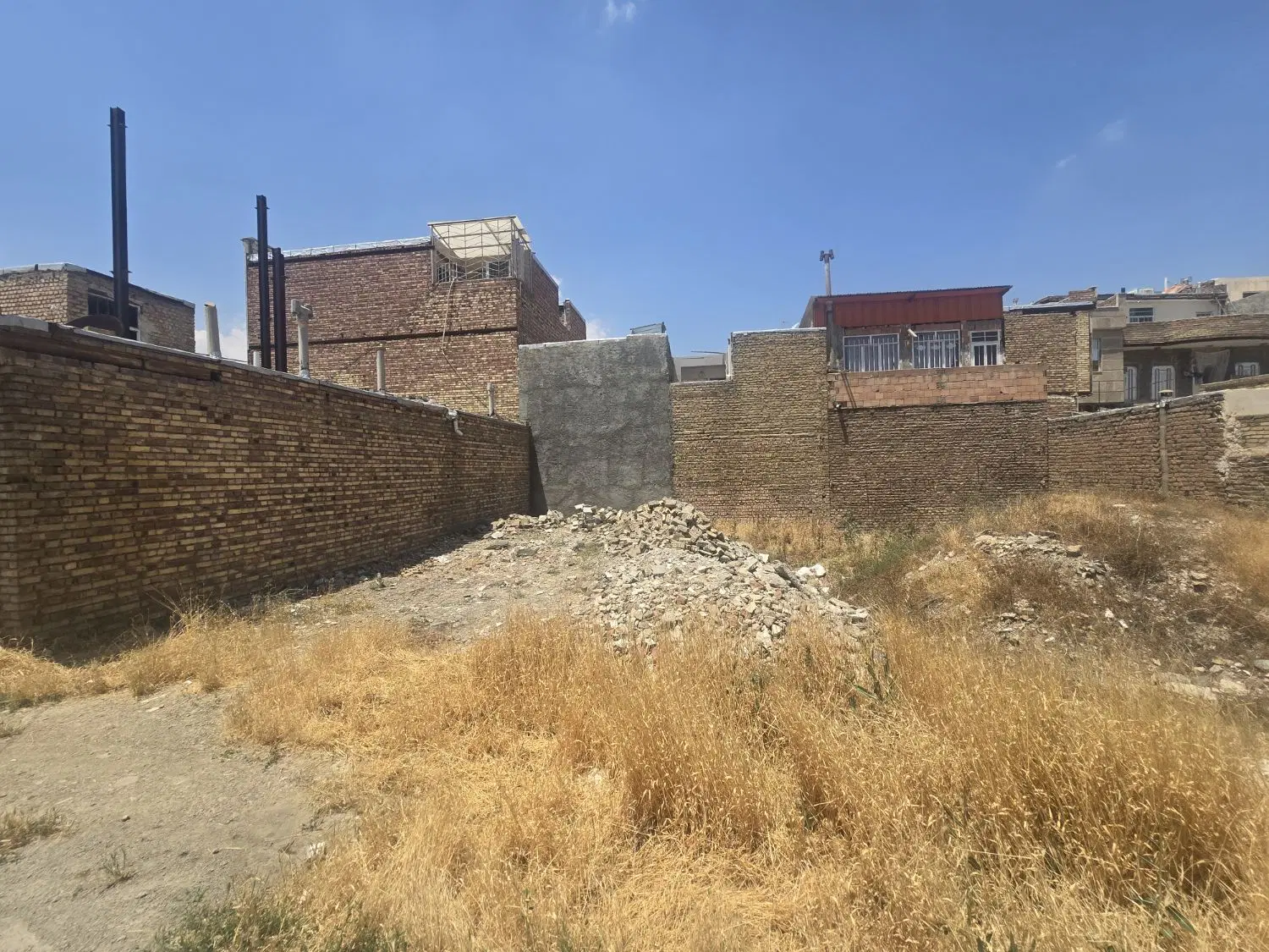 ۱۳۵ متر ابوذر بر ۱۰ متر