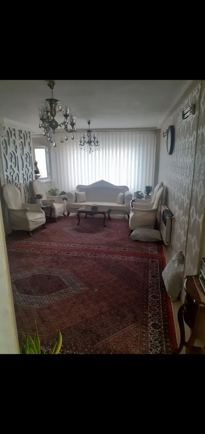 اپارتمان ۸۳ متری در ازادگان