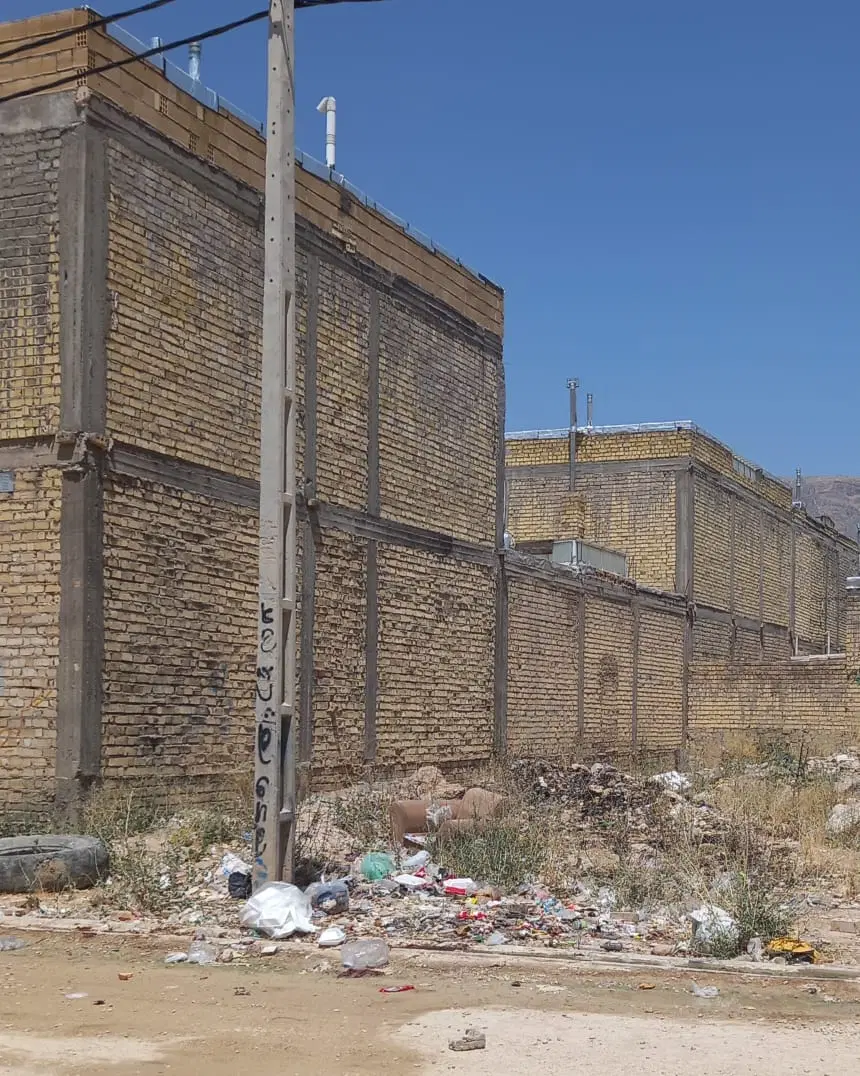 زمین مسکونی  ۱۰۰ متری